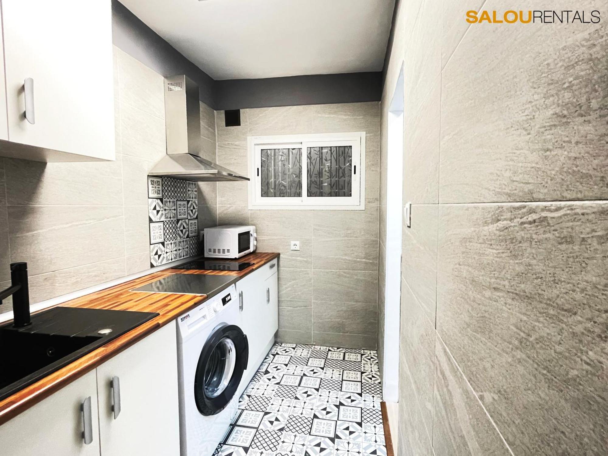 Daurada Oasis Suites - Renovated In 2024 - With Ac 살루 외부 사진